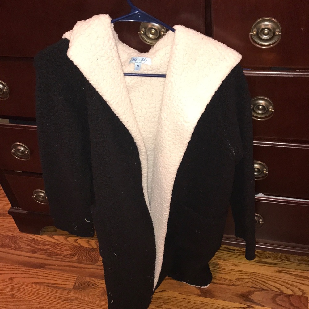 Black fur winter hooded cardigan